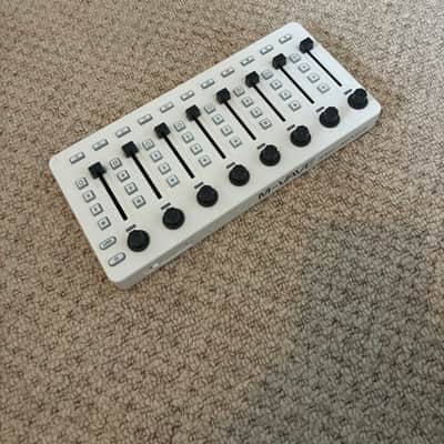 M-Vave SMC Mixer Studio Midi Controller image 2