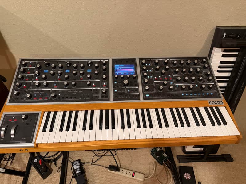 Moog One 8-Voice 61-Key Polyphonic Analog Synthesizer 2018 - Present - Black/Ash image 1