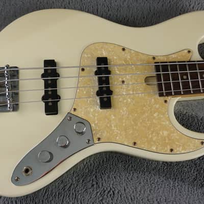Bacchus Universe Series Jazz Bass - White image 7