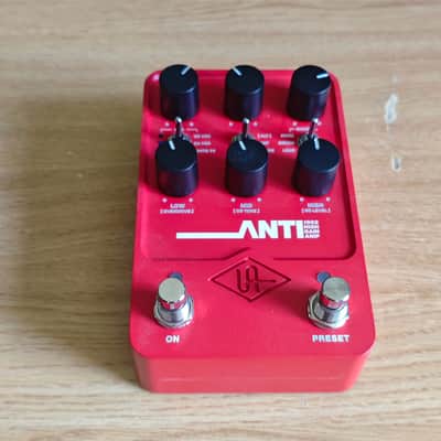 Universal Audio ANTI 1992 High Gain Amp  2024 - Present Red image 3
