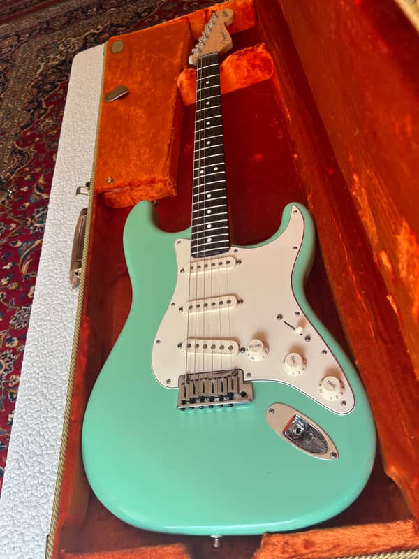 Fender Jeff Beck Artist Series Stratocaster with Hot Noiseless Pickups 2001 - Present - Surf Green image 1