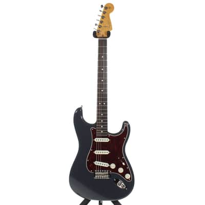 Fender AMERICAN PROFESSIONAL CLASSIC STR 6-String image 3