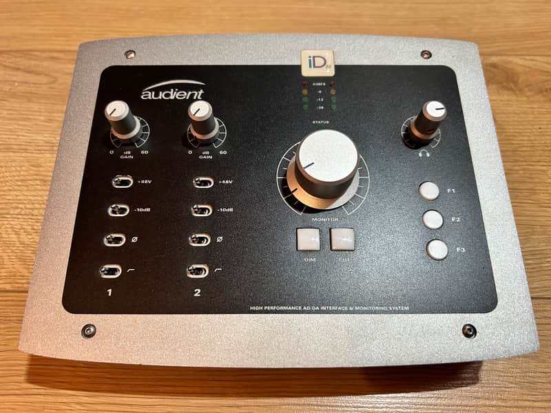 Audient iD22 Desktop USB Audio Interface 2010s - Black image 1