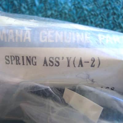 Yamaha Spring Assembly - Vintage (NOS) image 3