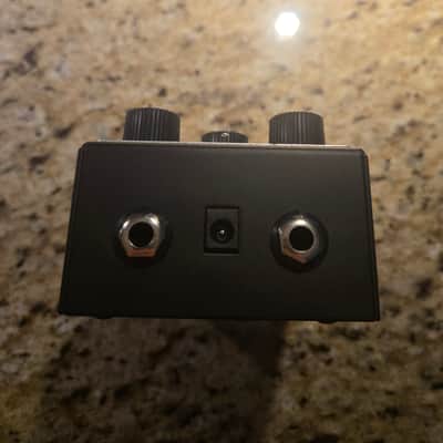 Maestro Invader Distortion 2022 - Present - Red Graphic image 6