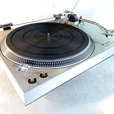 Technics SL 1500 giradischi MK I / Year 1977 image 4