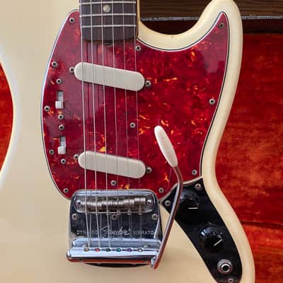 Fender Mustang - 1966 - Olympic White - All Original w/OHSC image 3