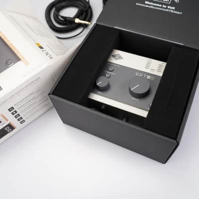 Universal Audio Volt 176 w/ Beyerdynamic DT 770 Pro Headphones & Mogami Gold #57624 image 3