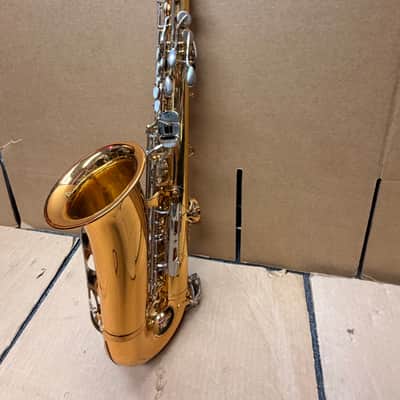 Vito Japan Alto Saxophone (Model 7131 Family – Yamaha Built) w/ Case, Straps & Reeds image 9