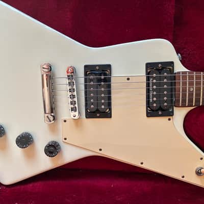 Gibson Explorer 1979-1981 - Matte White. image 2