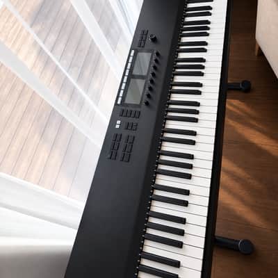 Native Instruments Komplete Kontrol S88 MKii 2020 - Present - Black image 4