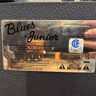 Fender Blues Junior 15-Watt 1x12" Guitar Combo 2002 - 2010 - Black image 4