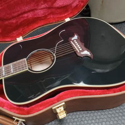 Gibson Elvis Presley Signature Dove in Ebony image 1