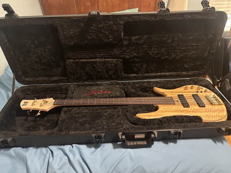 Fodera Monarch 4 Standard Special