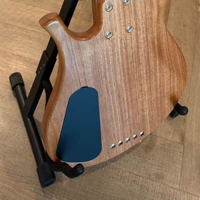 Serek Metropolis 5 String image 12