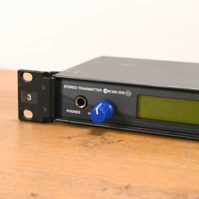 Sennheiser SR 300 IEM G2 Wireless Transmitter 572-608MHz NO POWER SUPPLY CG01YRY image 3