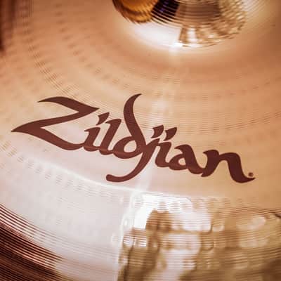 Zildjian 17" A Custom Crash image 4