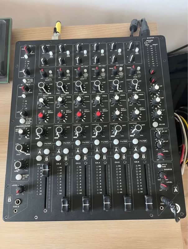 Allen & Heath Play Differently Model 1 6-Channel Analog Mixer 2016 - Present - Black image 1