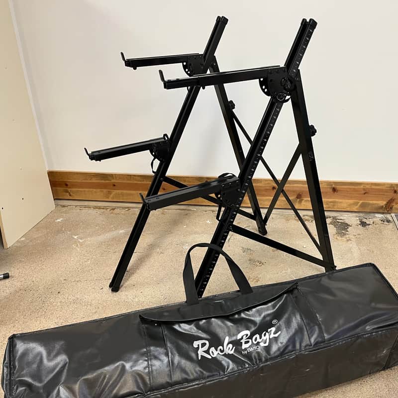 STANDTASTIC 102-KS 2-TIER KEYBOARD STAND W/ DELUXE BAG image 1