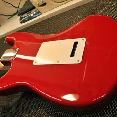Squier Stratocaster (Gary Hoey Signature) 1995 Red image 7