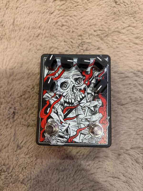 Abominable Electronics Throne Torcher