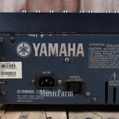 Yamaha EMX5000-12 12 Channel Powered Mixer 1000 Watt Mixing Console with Effects image 12
