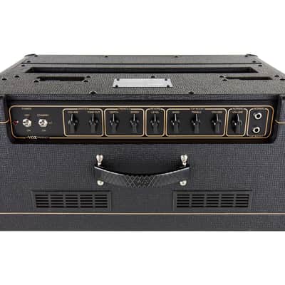 Vox AC15C1 1x12 inch 15-watt Tube Combo Amp with Tremolo and Reverb image 4