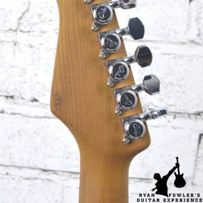 Suhr Custom 01-CUS-0022 Custom Classic JM HSS Paulownia Body w/ HSC image 7