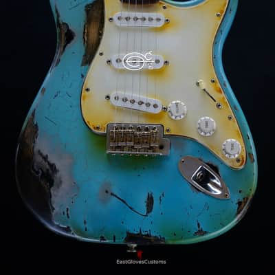Fender Stratocaster 50th Anniversary Daphne Blue/Silver Aged Relic image 4