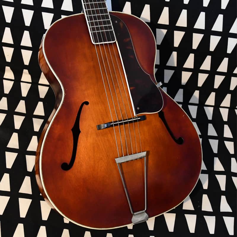 ✴️ Video Incl. – Restored 16'' Pre-War Schönbach German/Czech Archtop, 1930s – Perfect Playability, Great Condition and Sound image 1