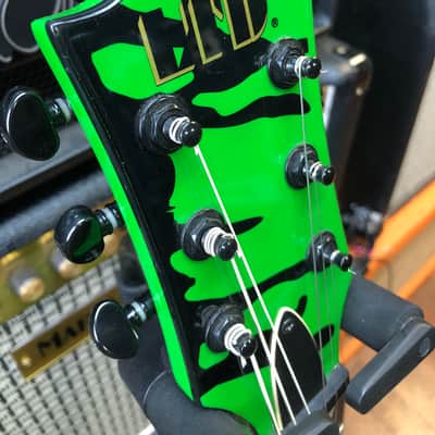 ESP LTD Slimer Viper Tony Perry Signature Guitar 2015 - Green/black image 7