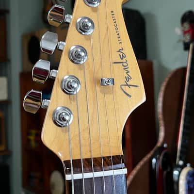 2016 Fender American Elite Stratocaster – Sky Burst Metallic – OHSC image 9