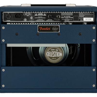 Fender '68 Custom Pro Vibro Champ Reverb FSR Limited Edition "Navy" 5-Watt 1x10" Guitar Combo 2024 - Navy image 2