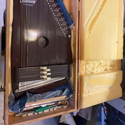 Oscar Schmidt Autoharp 1970's - Brn image 1