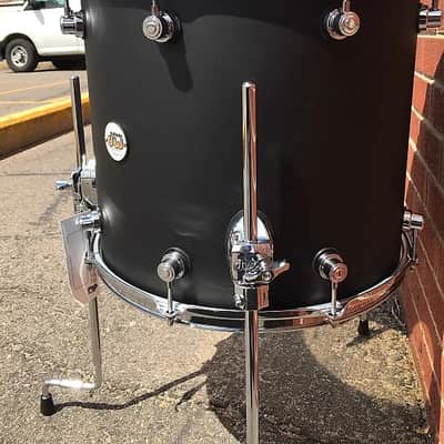 DW Design Series Black Satin 14" x 16" Maple Shell 16'' Floor Tom with Leg's image 2