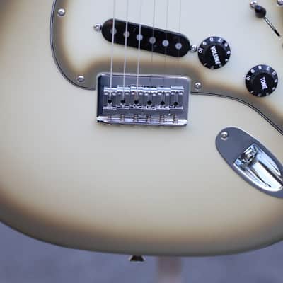 Fender 70th Anniversary Vintera II Stratocaster - Antigua image 3