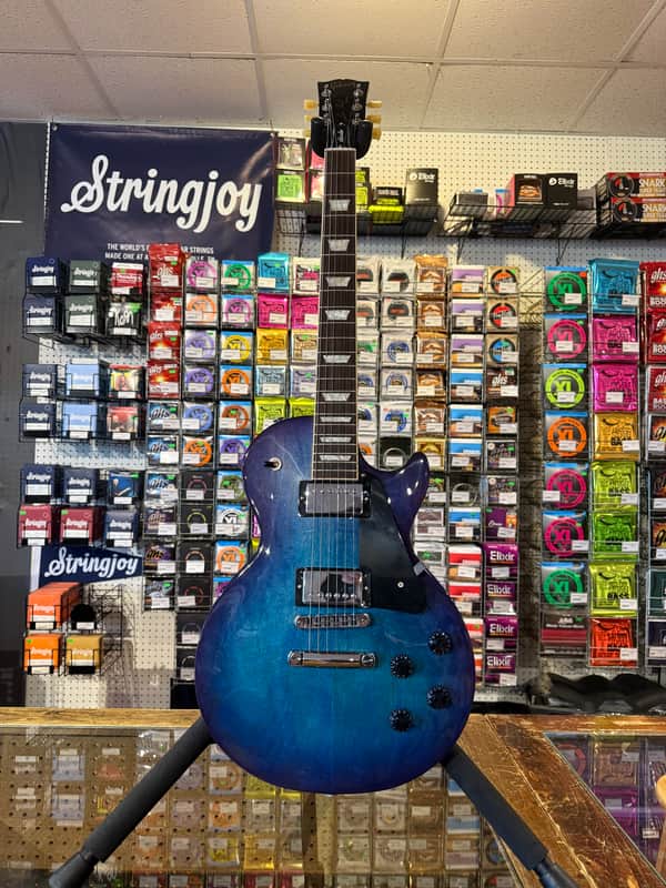 Gibson Les Paul Studio 2024 - Present - Blueberry Burst