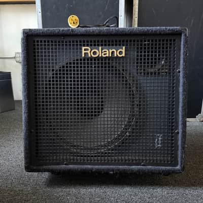 Roland KC-500 4-Channel 150-Watt 1x15