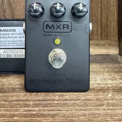 MXR M82B Bass Envelope Filter - Blackout Edition image 4