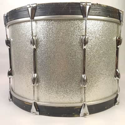 Slingerland 14x24"Silver Sparkle 3ply Bass Drum Maple/African Mahogany Vintage70 image 5