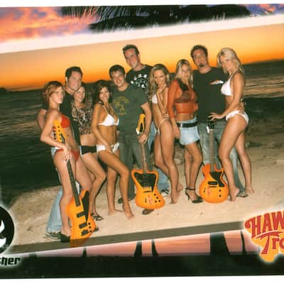 Gibson Custom Shop Thunderbird. One of a kind. Built for Hawiian Tropic ad. All papers & tags OHSC image 9
