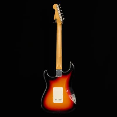 Fender Dealer Exclusive Vintera Road Worn '60s Stratocaster, Rosewood Fingerboard, 3-Color Sunburst, Deluxe Hardshell Case image 4