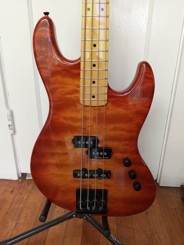 Warmoth Custom P-J Bass - Curly Maple Top - Honey Burst Gloss - Seymour Duncan - Mint image 1