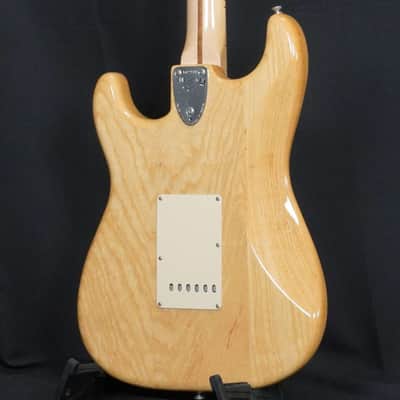 FENDER American Vintage '70s Stratocaster Natural [V02931] (07/01) image 10