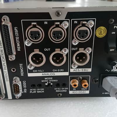 Sony MDS-B5 Professional Minidisc Recorder Serial Number 800604 - Great image 7