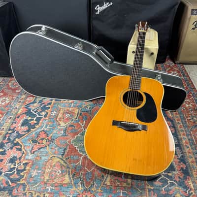 *Video* Yamaki Custom Folk No 125 Dreadnought w/Vintage Hard Shell Case. - 1970's image 9