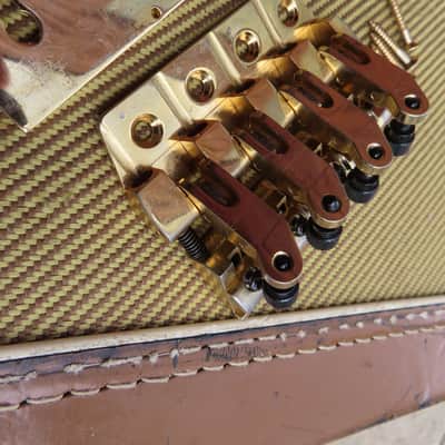 YAMAHA MB-1 MB-2 MOTION BASS BRIDGE GOLD 4 STRING with FINE TUNERS RARE!  CLEAN image 2