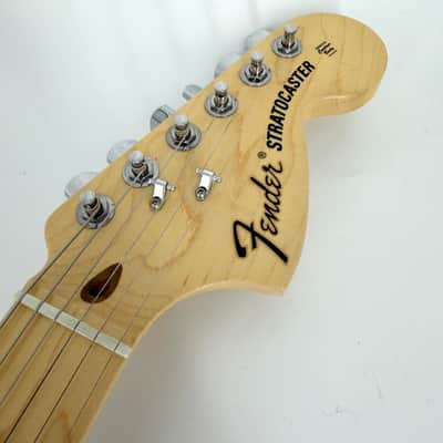 2017 Fender American Special HSS Stratocaster – Fiesta Red image 5