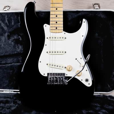 Fender Standard Stratocaster (2-Knob) 1983 - 1984 | Reverb Canada