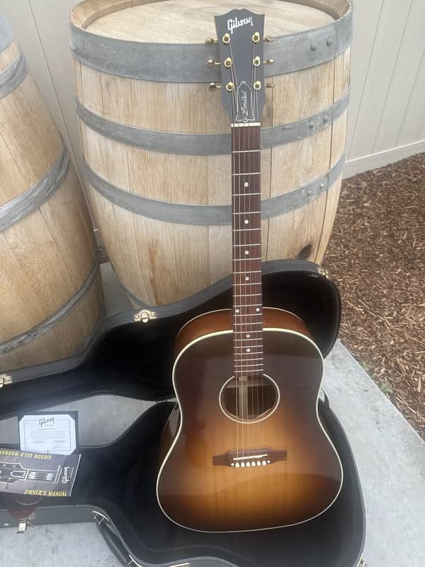 Gibson Limited Edition J-45 Granadillo 2016 - gloss